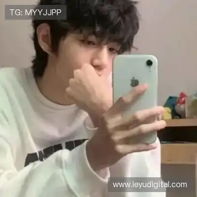彭怡